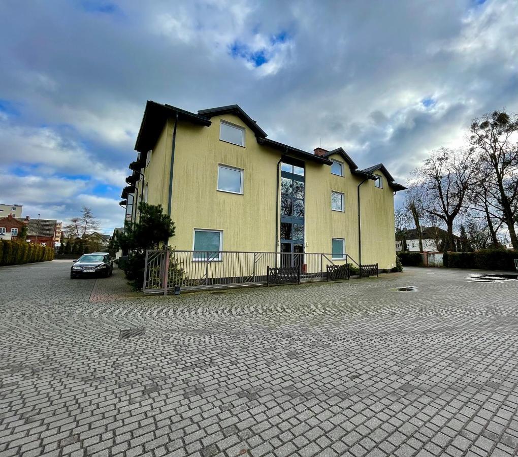 Hotel Dowhan Нове Екстер'єр фото