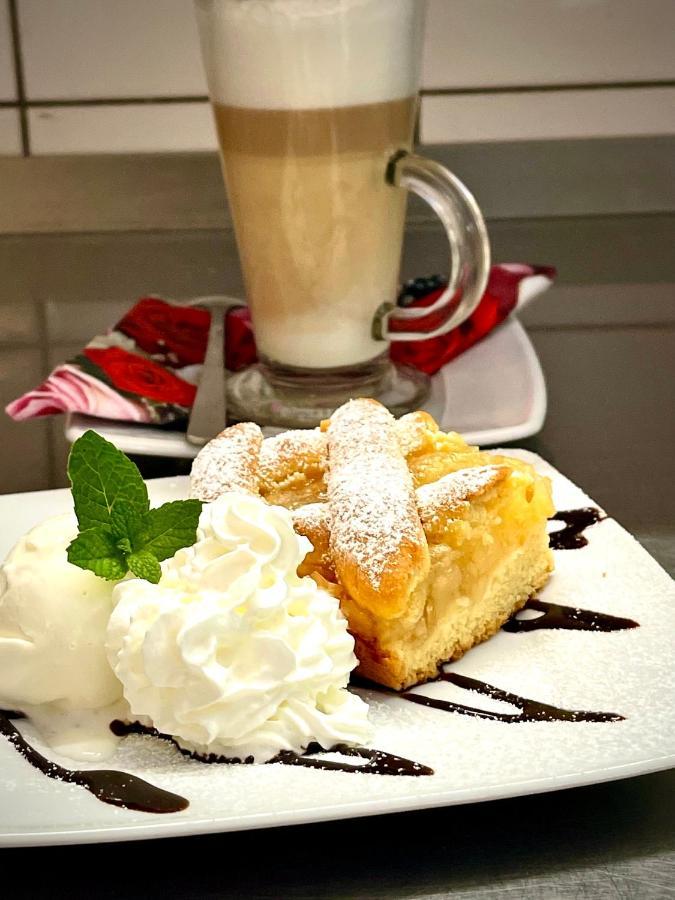 Hotel Dowhan Нове Екстер'єр фото