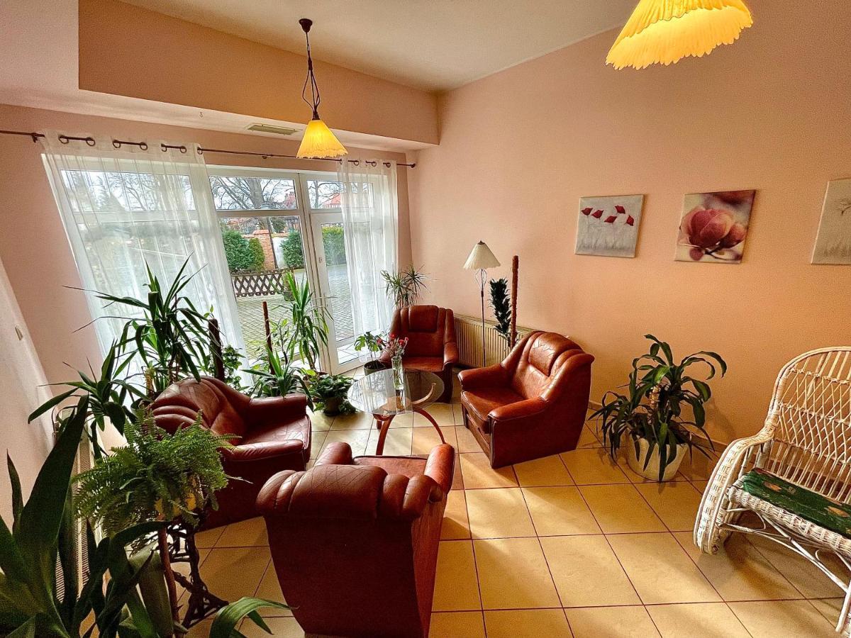 Hotel Dowhan Нове Екстер'єр фото